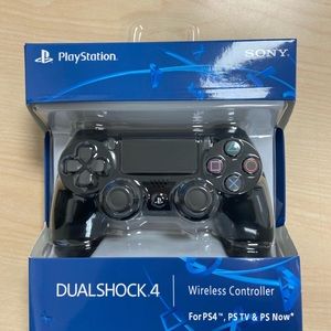 PS4 DualShock controller for PS4